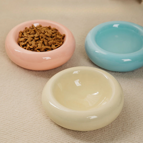 Anti-tipping Pet Feeders